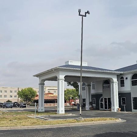 Quality Inn & Suites Roswell Buitenkant foto