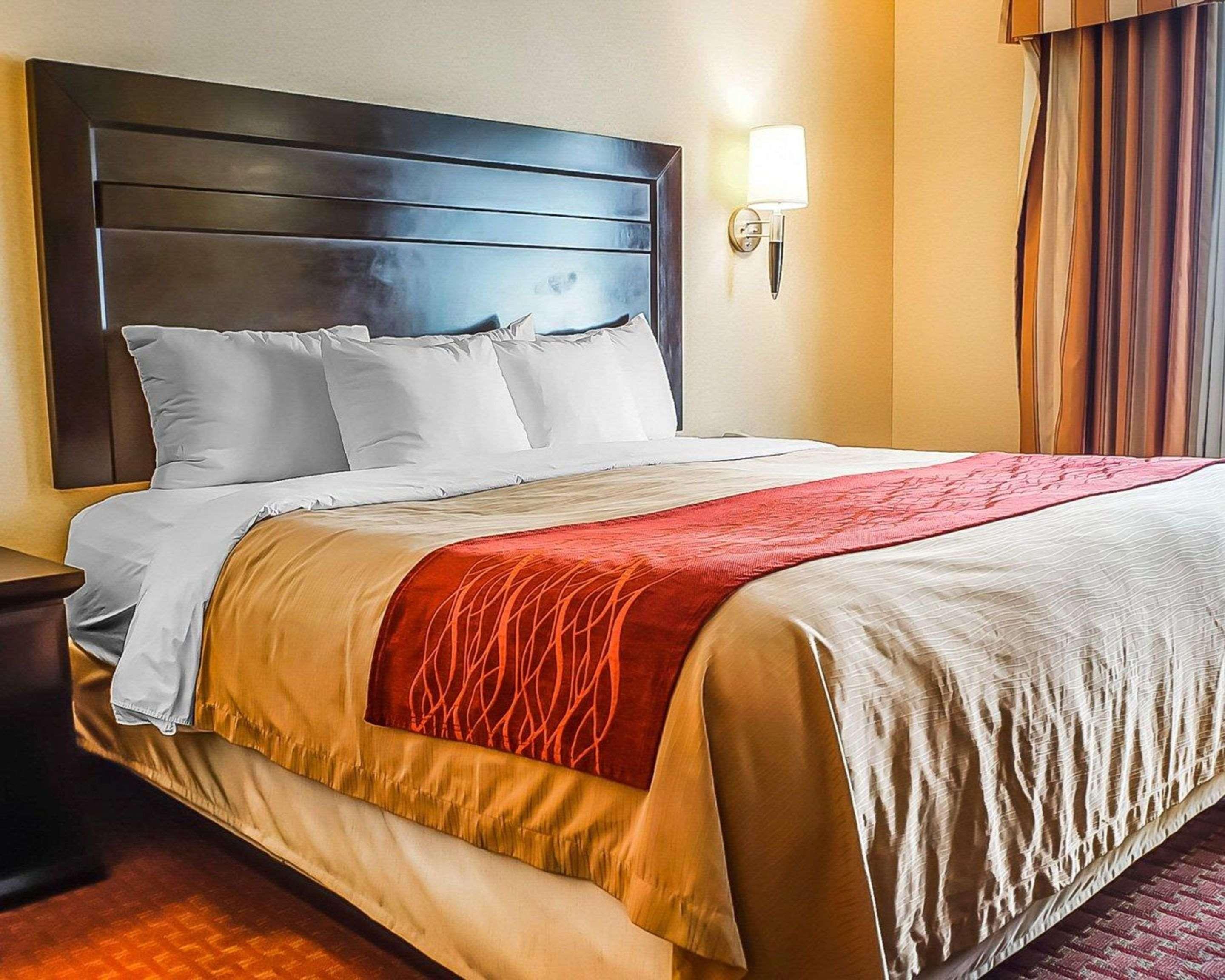 Quality Inn & Suites Roswell Buitenkant foto