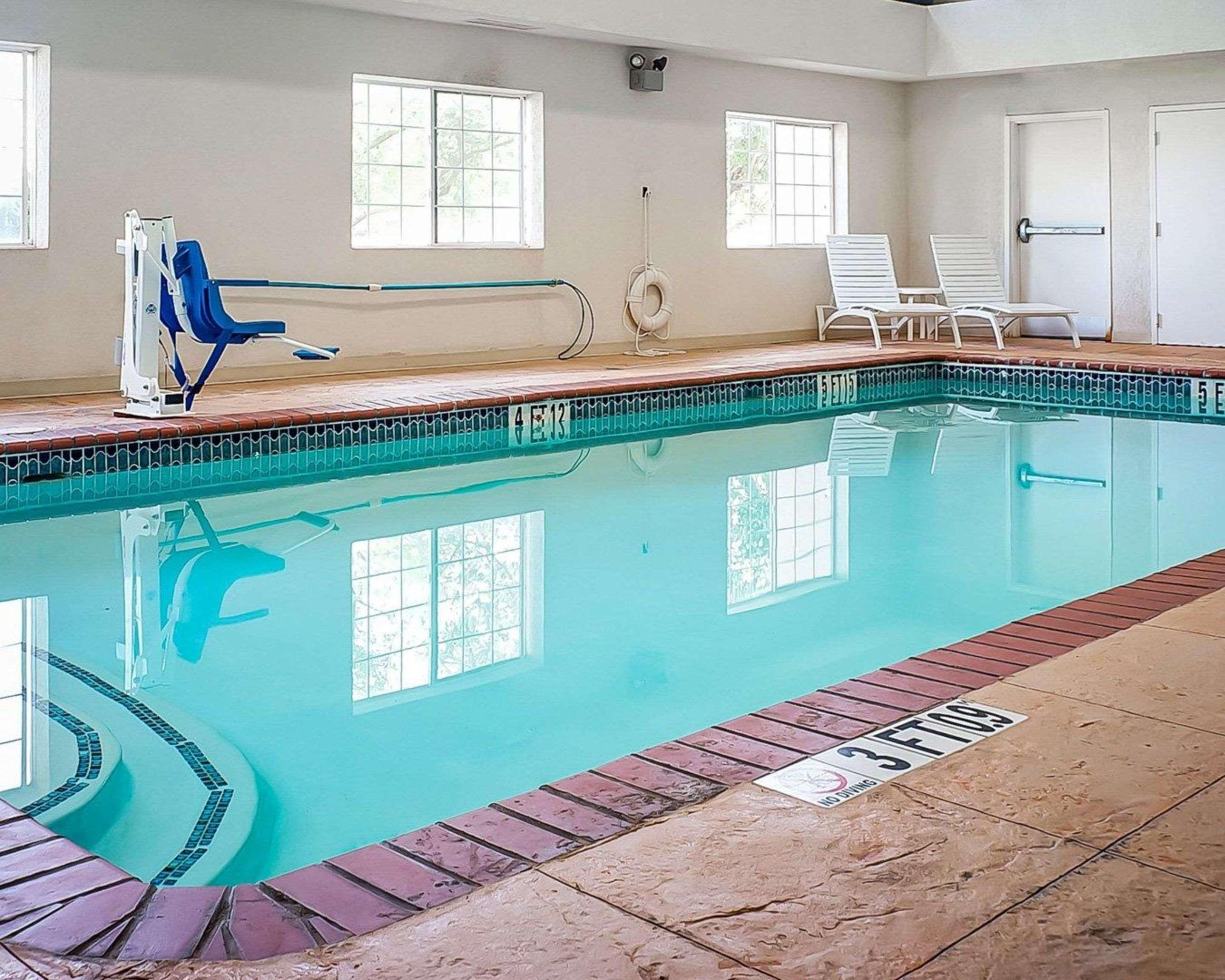 Quality Inn & Suites Roswell Buitenkant foto