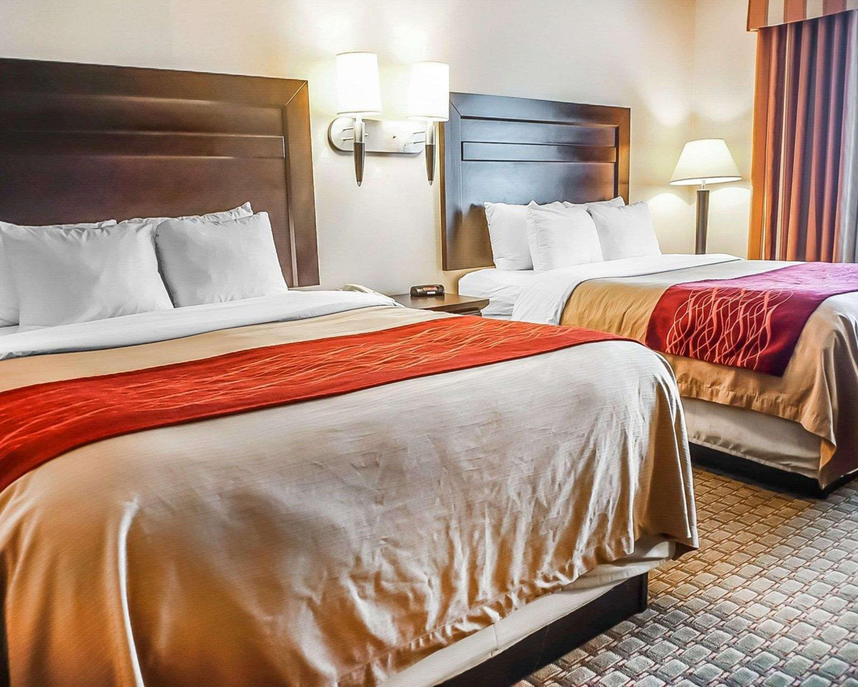 Quality Inn & Suites Roswell Buitenkant foto