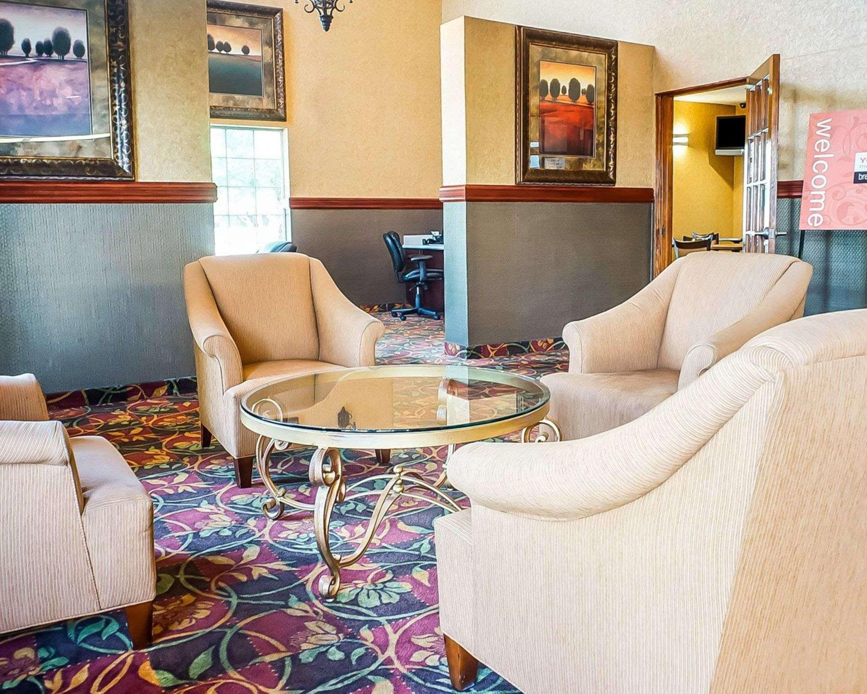 Quality Inn & Suites Roswell Buitenkant foto