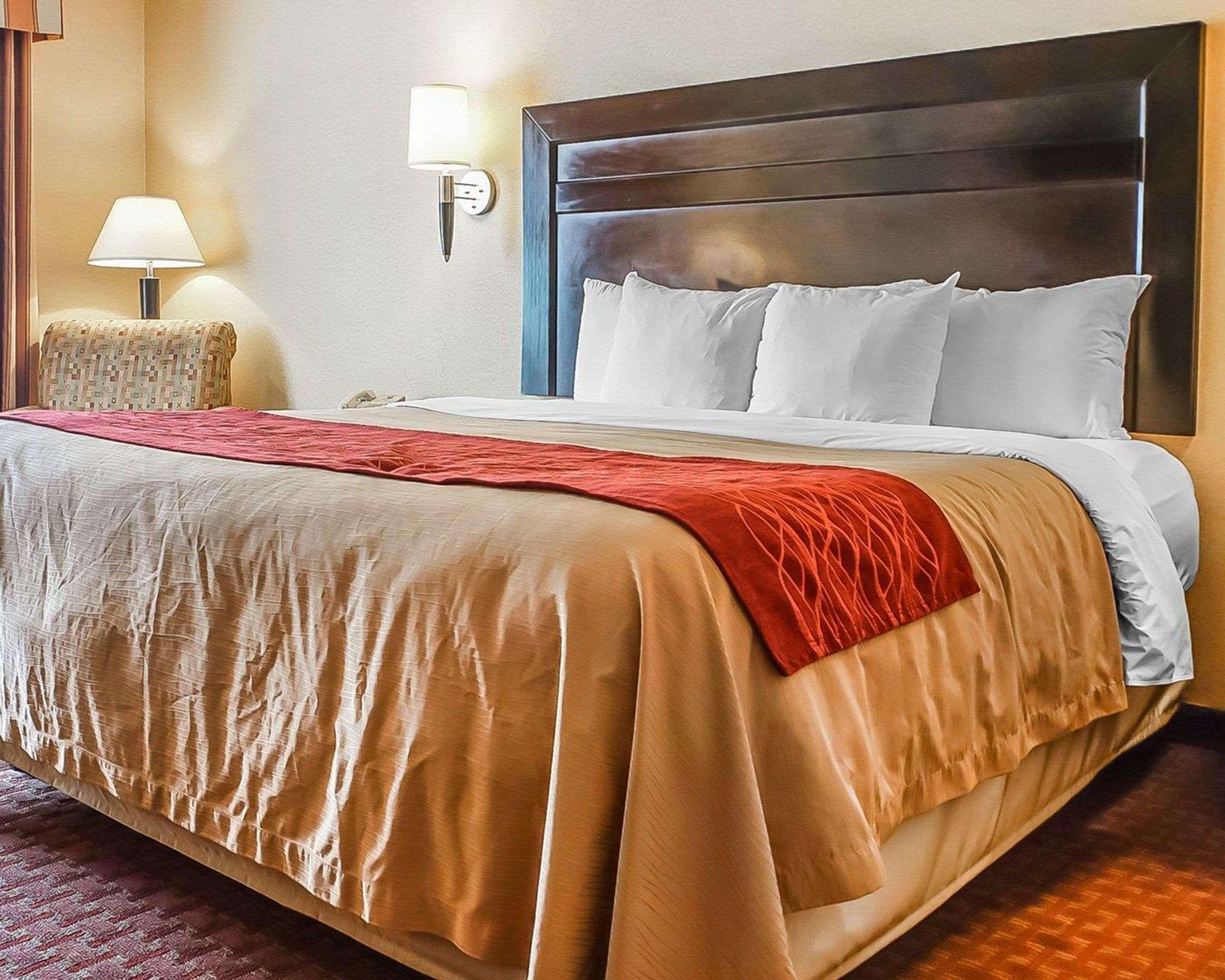 Quality Inn & Suites Roswell Buitenkant foto