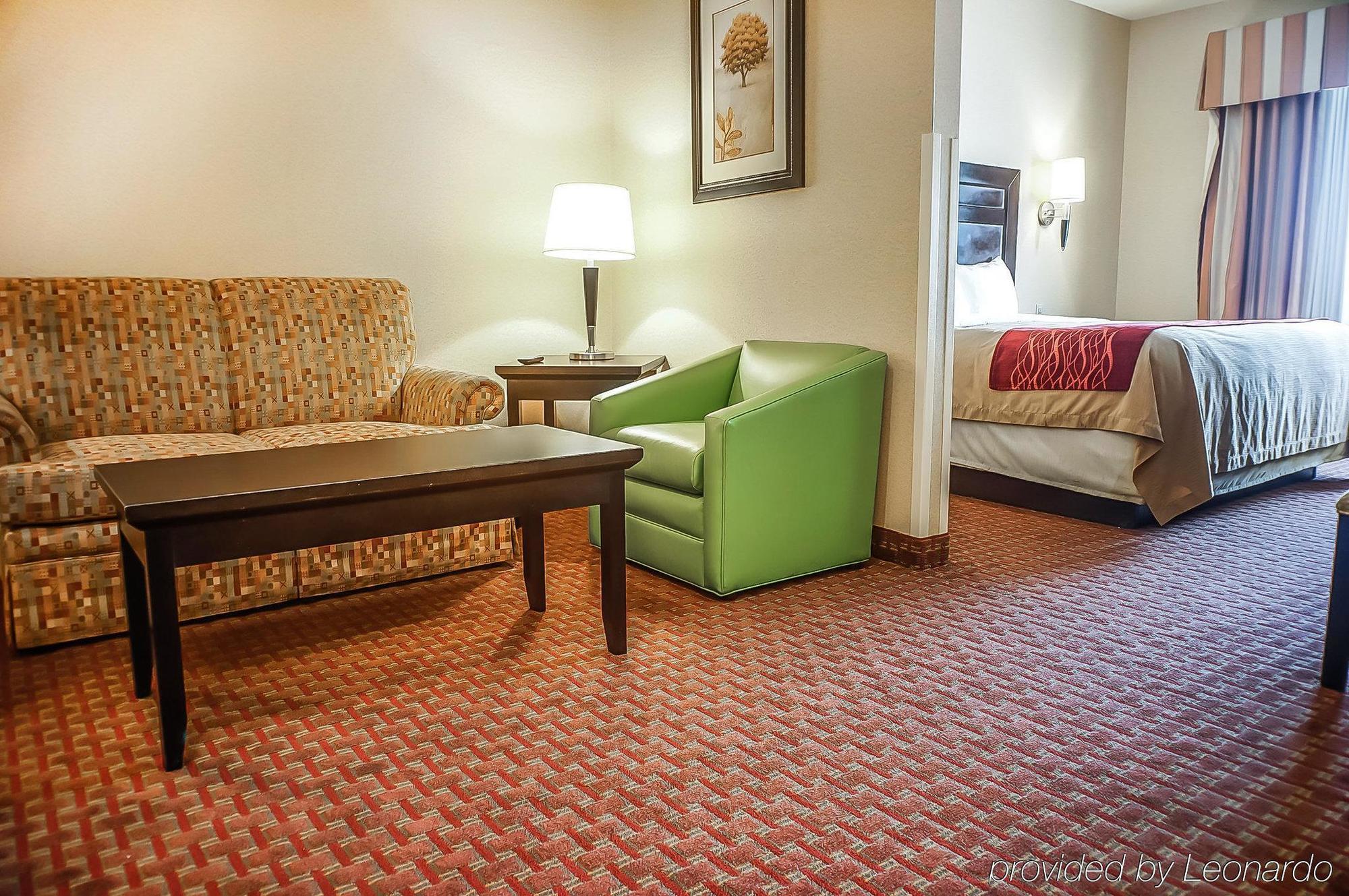 Quality Inn & Suites Roswell Buitenkant foto
