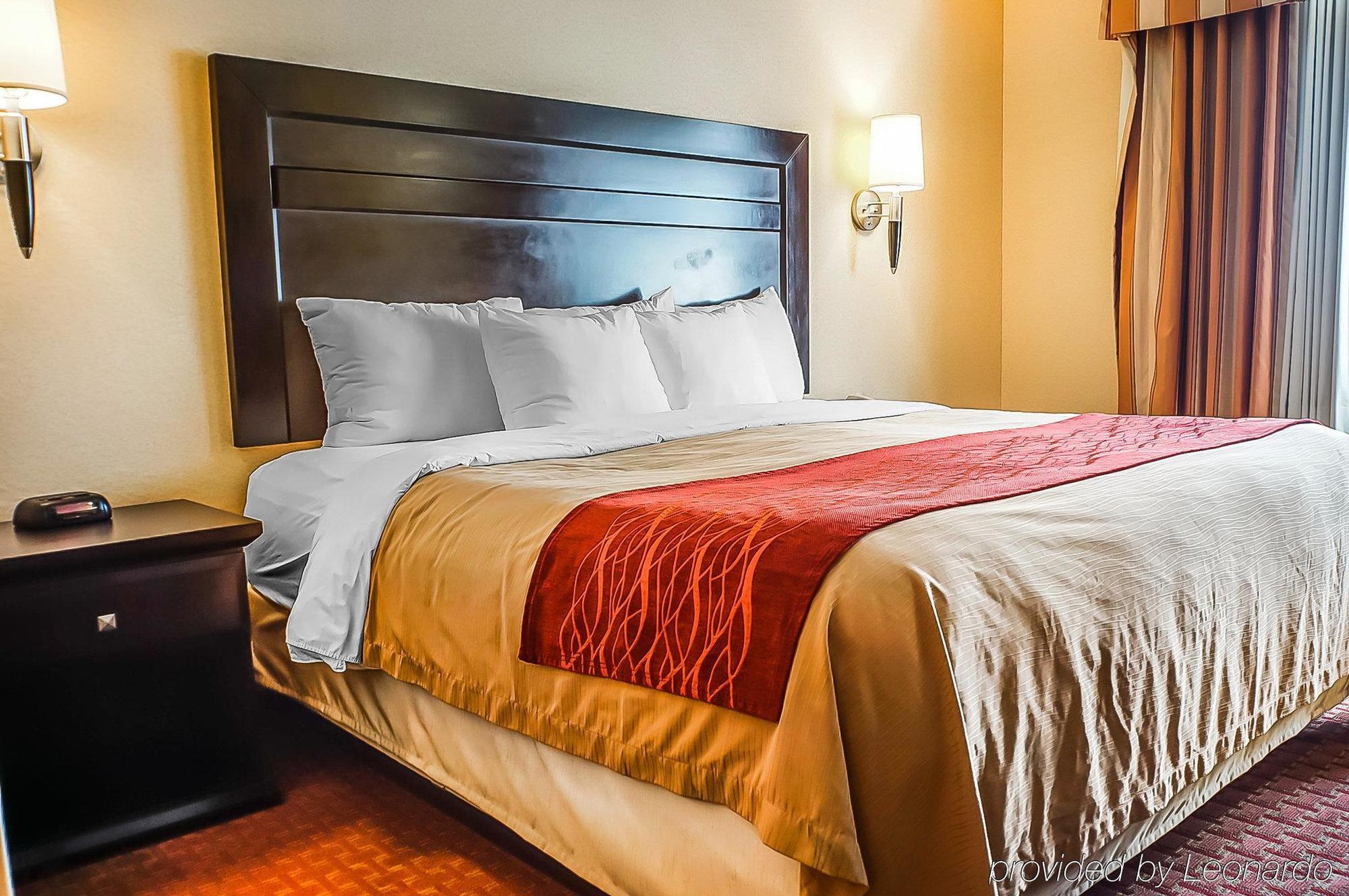 Quality Inn & Suites Roswell Buitenkant foto