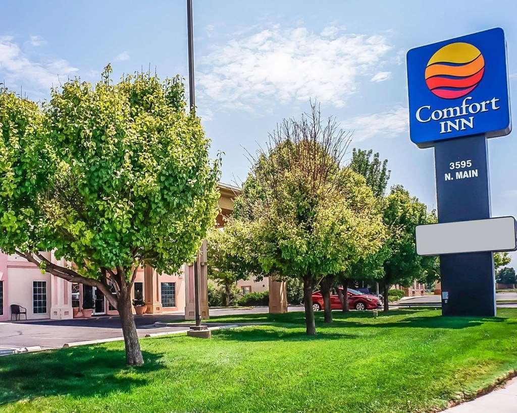 Quality Inn & Suites Roswell Buitenkant foto